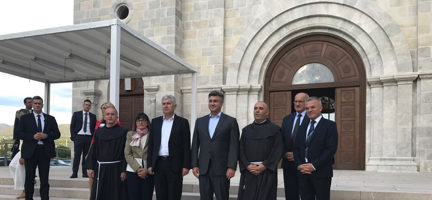 Predsjednik Vlade: Franjevački samostan u Širokom Brijegu pridonosi njegovanju hrvatskog identiteta u BiH 